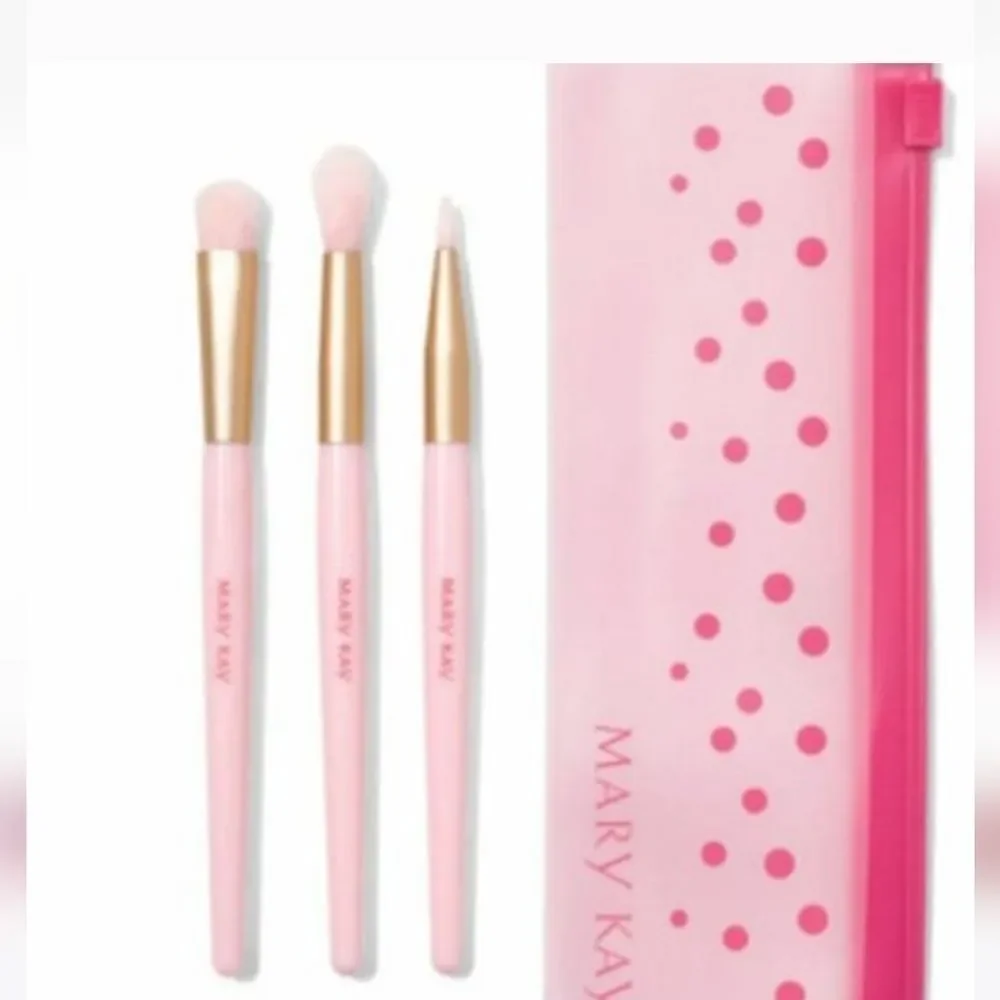 MARY KAY MINI EYE SHADOW BRUSH SET OF THREE BRUSHES